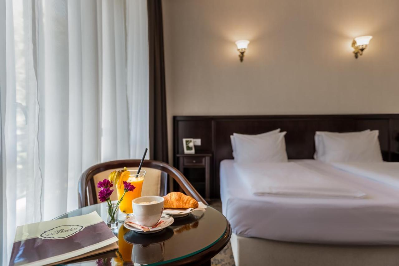 Rediu Hotel & Restaurant Ботошани Экстерьер фото
